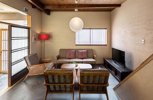 Sannenzaka Ninenzaka House | Choya Chawanzaka