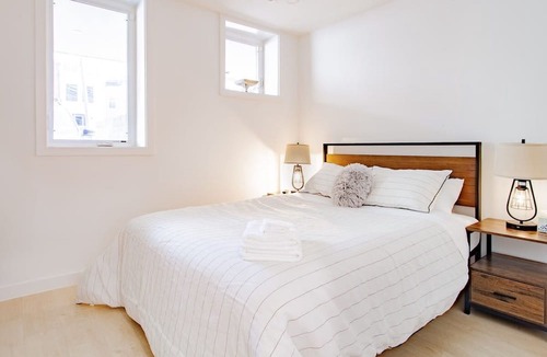 Bloomingdale Apartment | Bright & Cozy 1-BR Alcove in Bloomingdale