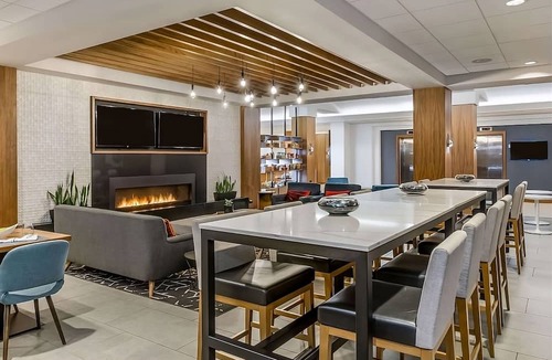 Downtown Denver Hotel | You Found it! 2 Comfortable Units and Close to Denver Art Museum