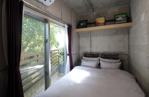 Kadena-cho Apartment | 3 minutes walk to Senaha Beach | Fashionable 1LDK /Nakagami-gun Okinawa