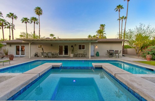 Palm Desert House | El Paseo Private Pool Home. Enjoy the desert's finest shopping and dining