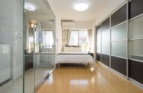 Chuo Apartment | 50 Awesome Room! Great Location,Clean,