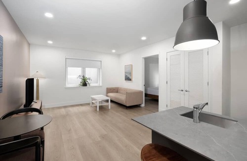 Truxton Circle Apartment | Reside NoMa, a Wyndham Residence
