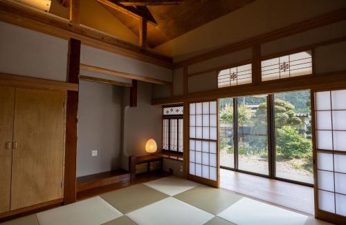 Takayama Villa | Warabino Residence