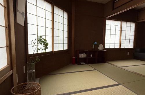 Takagi-mura Apartment | 一組限定の宿 季の間 Private Traditional House & Tea Experience in Nagano