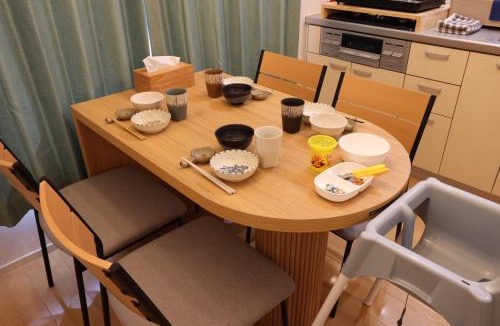 Kurume Apartment | New サマーセール開催中!久留米駅徒歩5分コンビニ1分!ファミリー 友人快適!キッズエリア大好評