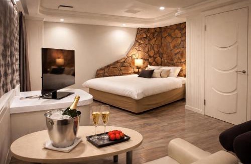 Higashi Ward Hotel | Hotel Piatt Nagoya