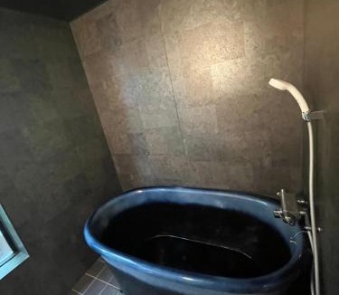 Ikuno Apartment | Spacious 3-Bedroom Private House - 6 Mins to Momodani Station