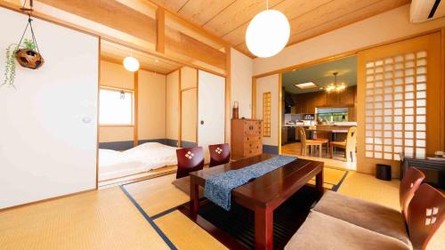 Awaji House | Chidorian