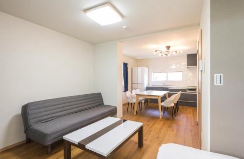 Haneda Apartment | 羽田3丁目ホテル 羽田空港10分 最大15名 広々85平米 3LDK 駐車場あり 日本製家電完備 wifi無料
