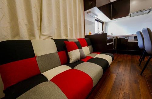 Miyakojima Apartment | Three minutes walk to subway Direct to the airport Umeda business district