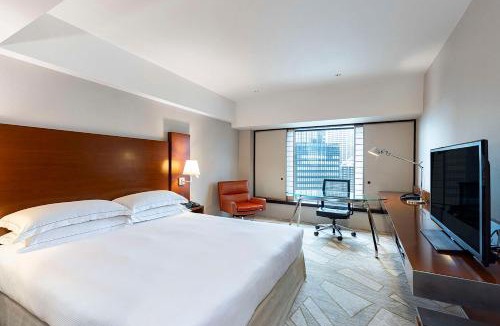 Nishi-Shinjuku Hotel | Hilton Tokyo Hotel