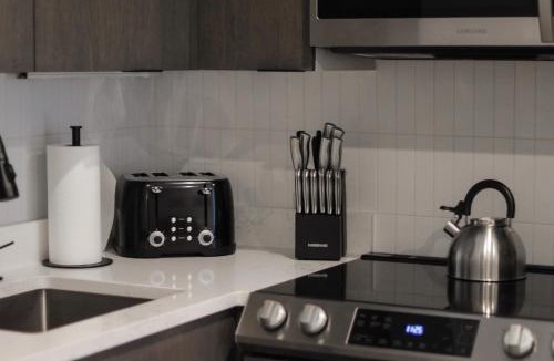 Shaw Apartment | Unit 2 Cozy One bed in the heart of Dc