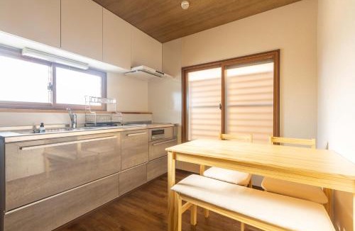 Fushimi Apartment | Miro Fusimiinari Tei North