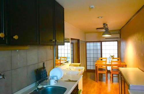 Shin-Osaka House | Guest House NOW TRAVEL ShinOsaka 全室禁煙 子供不可