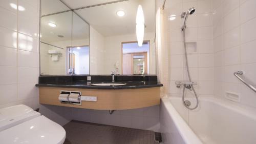 Kanayama Hotel | ANA Crowne Plaza Hotel Grand Court Nagoya by IHG