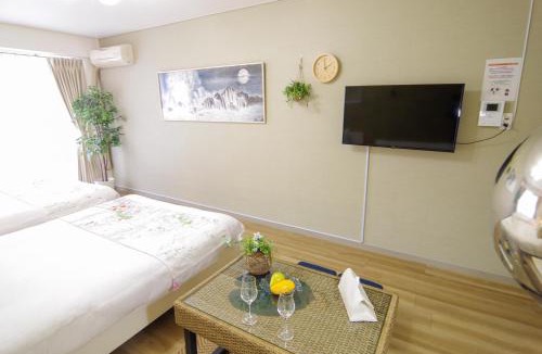 Namba Apartment | Nippombashi Art Hotel 605