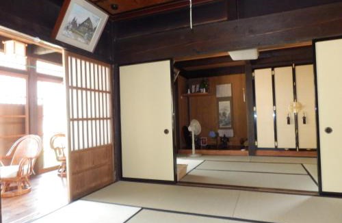Ainokura House | Minshuku Yomoshirou