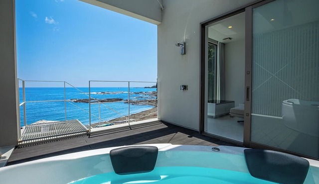 BEACH TERRACE KUSHIMOTO
