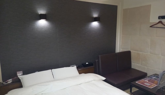 HOTEL C-PLUS - Adults Only