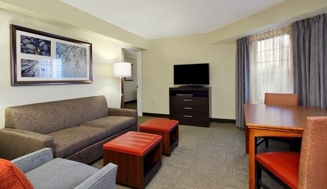 1 Bedroom | Free Breakfast + 24h Business Center