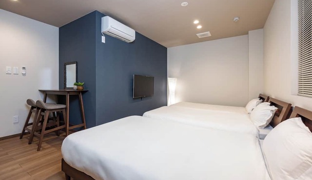 Rooftop Terrace | 5-Bedroom Private Building | 14 Beds | 3 Minutes to the Station | Near Namba