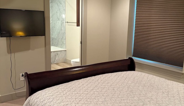 Spacious 2BR Retreat Near Downtown Denver & St. Joseph Hospital