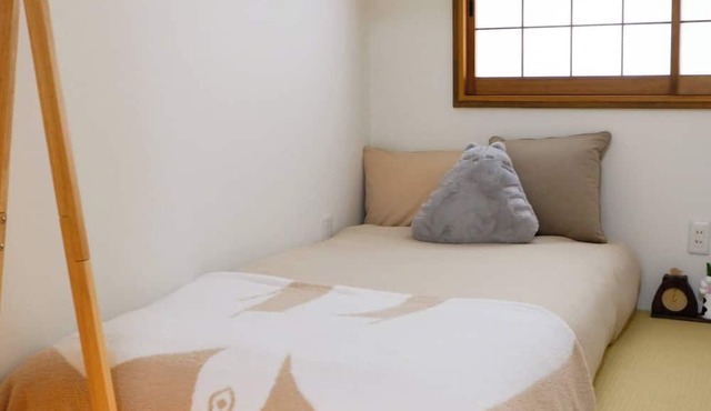 (玉造）Cat-Themed Japanese House | 4BR | Near Osaka Castle | Sleeps 8