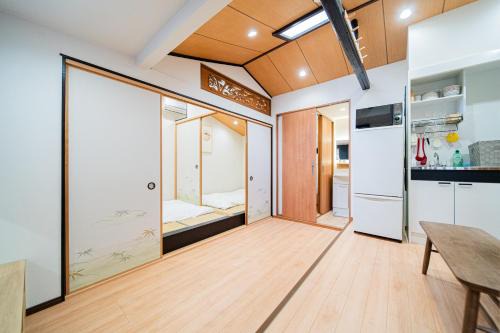 夏様賀陽御所 Cozy Kyoto Machiya, 4 min walk Shijo Omiya,Perfect for 3 Guests