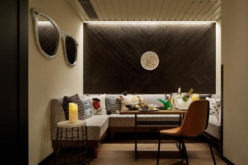 Moxy Osaka Umeda